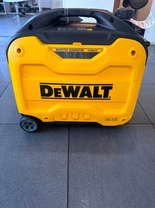 GENERADOR INVERTER DEWALT DXGNI 42E GASOLINA