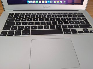 MacBook Air 13 8GB RAM 256GB SSD