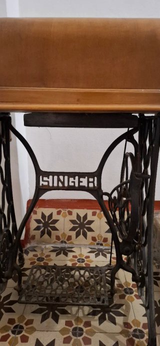 Máquina de coser antigua Singer