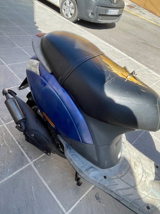Piaggio Zip Azul