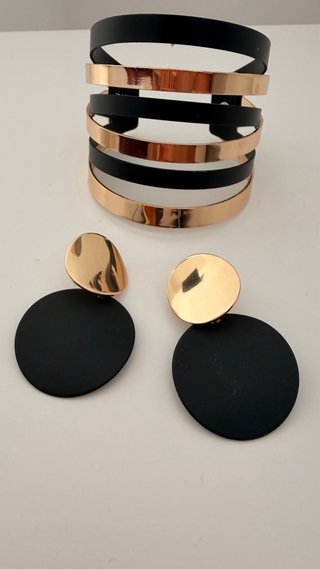 Conjunto Pendientes y Brazalete