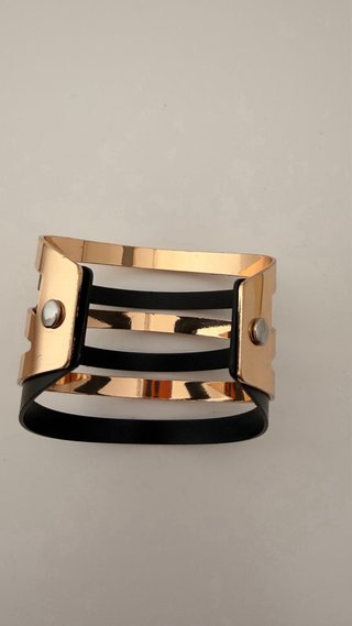 Conjunto Pendientes y Brazalete