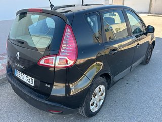 Renault Scenic 2010