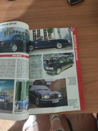 Catálogos anuales l' auto journal