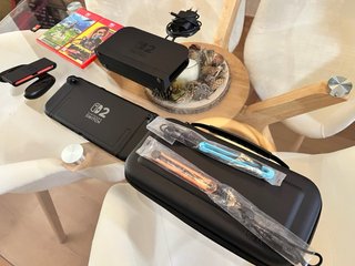 Nintendo Switch 2 + 3 juegos + funda