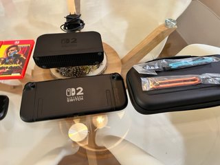 Nintendo Switch 2 + 3 juegos + funda