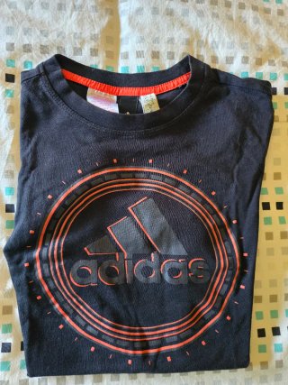 Camiseta Adidas Negra Naranja Talla 11-12A 152cm