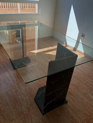 Mesa cristal y mármol + 6 sillas comedor