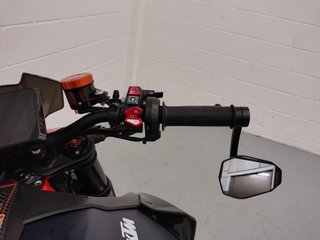 KTM 1290 SUPER DUKE R