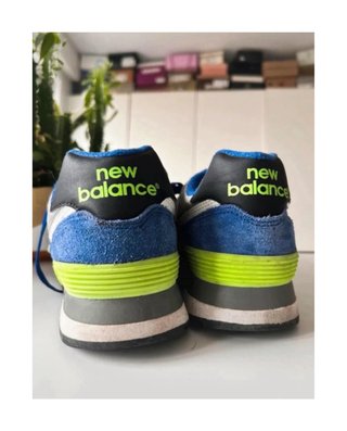Zapatillas New Balance 574 azul y gris  verde flúo