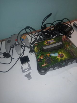 Consola Nintendo 64 en caja