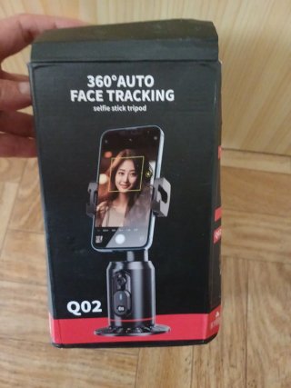 Trípode Q02 para móvil con seguimiento facial