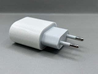 Cargador Apple 18W Original A1692