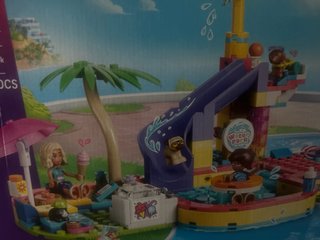 LEGO Friends 42676 Parque Acuático
