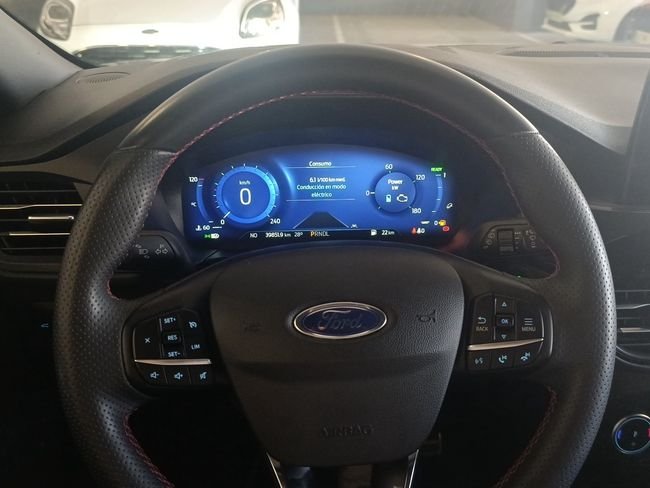 Ford Kuga 2023, foto 8