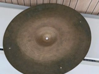 Avedis Zildjian 18” Años 60 Crash