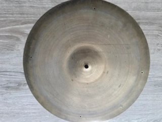 Avedis Zildjian 18” Años 60 Crash