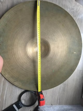 Avedis Zildjian 18” Años 60 Crash