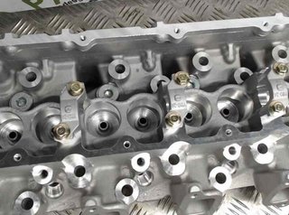 Toyota 384375 culata 1110169175 land cruiser (j9)