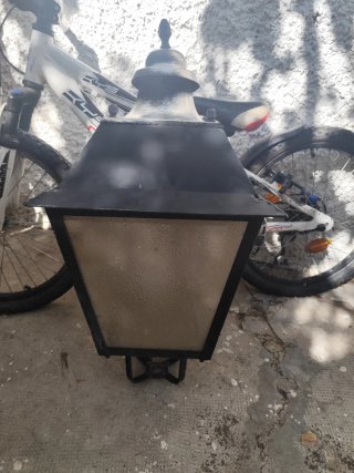 Farol de jardín gigante negro