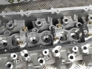 Toyota 384373 culata 1110169175 land cruiser (j9)