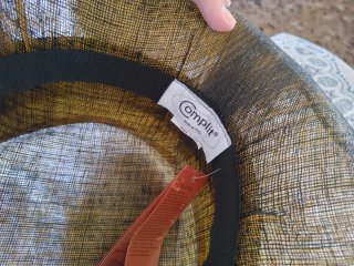 Tocado Complit Negro y Amarillo