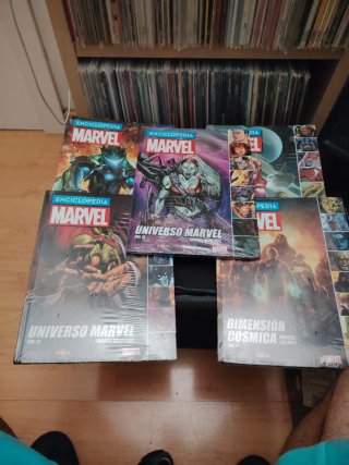 Lote N.2 5 comics .Marvel