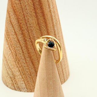 Anillo Diamantes Oro 18K; Talla 11; 3,18g.