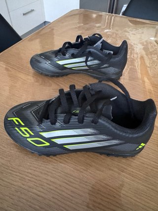 Botas de fútbol adidas F50 multitaco