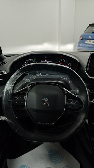 Peugeot 2008 2023