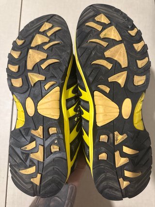 Zapatos de seguridad WORK negros y amarillos
