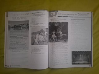 Libro de Inglés del B2.1 de la escuela de idiomas