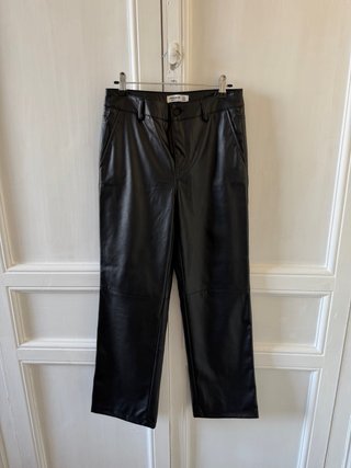 Pantalón Wide Leg Efecto Cuero Negro