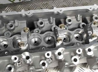 Culata 1110169175 toyota land cruiser (j9) 384371