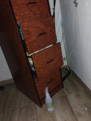Armario archivador de madera