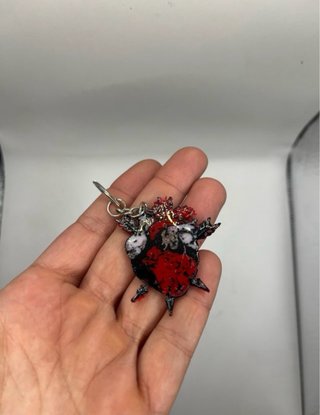 Llavero Corazón Cicatrices Natos y Waor