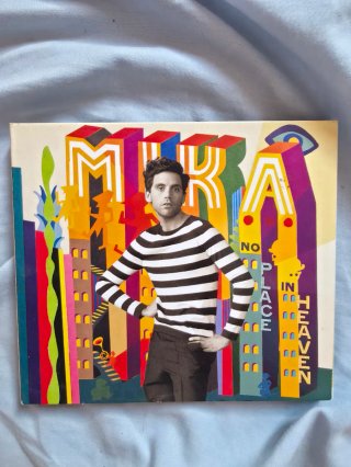 Pack 2 CDs Mika: No Place in Heaven + The Boy