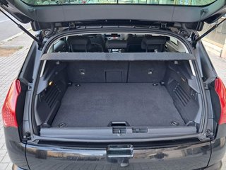 Peugeot 3008 PREMIUM 1.6 HDI 110 FAP