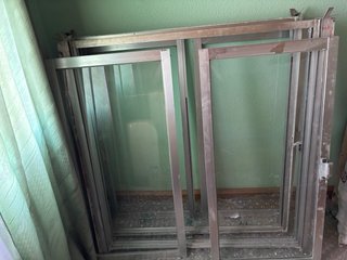 Ventana corredera de aluminio 115x115