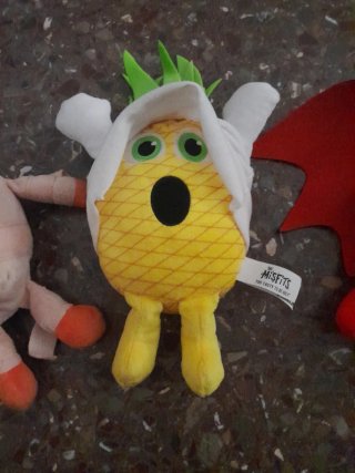 Set de 3 Peluches Misfits