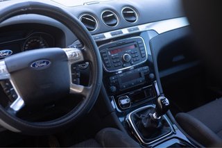 Ford S-MAX Vignale 2011