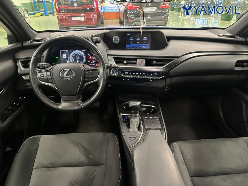Lexus UX 250h PREMIUM 2021, foto 5