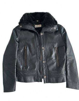 Chaqueta cuero negra