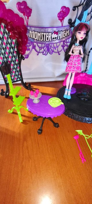Pista Baile Monster High Dance Fright Away