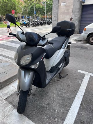 Yamaha Xenter 125 Scooter