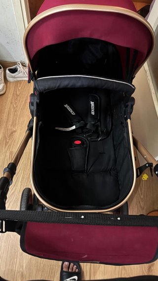 Carrito de Bebé con Capota Granate