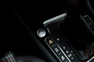 Volkswagen Golf GTI Performance DSG 280cv 2019