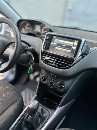 Peugeot 2008 2015 BlueHdi turbo 130milkm!