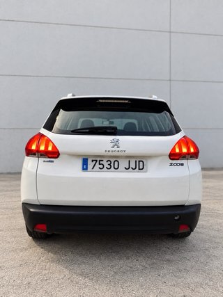 Peugeot 2008 2015 BlueHdi turbo 130milkm!