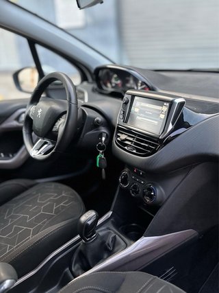 Peugeot 2008 2015 BlueHdi turbo 130milkm!
